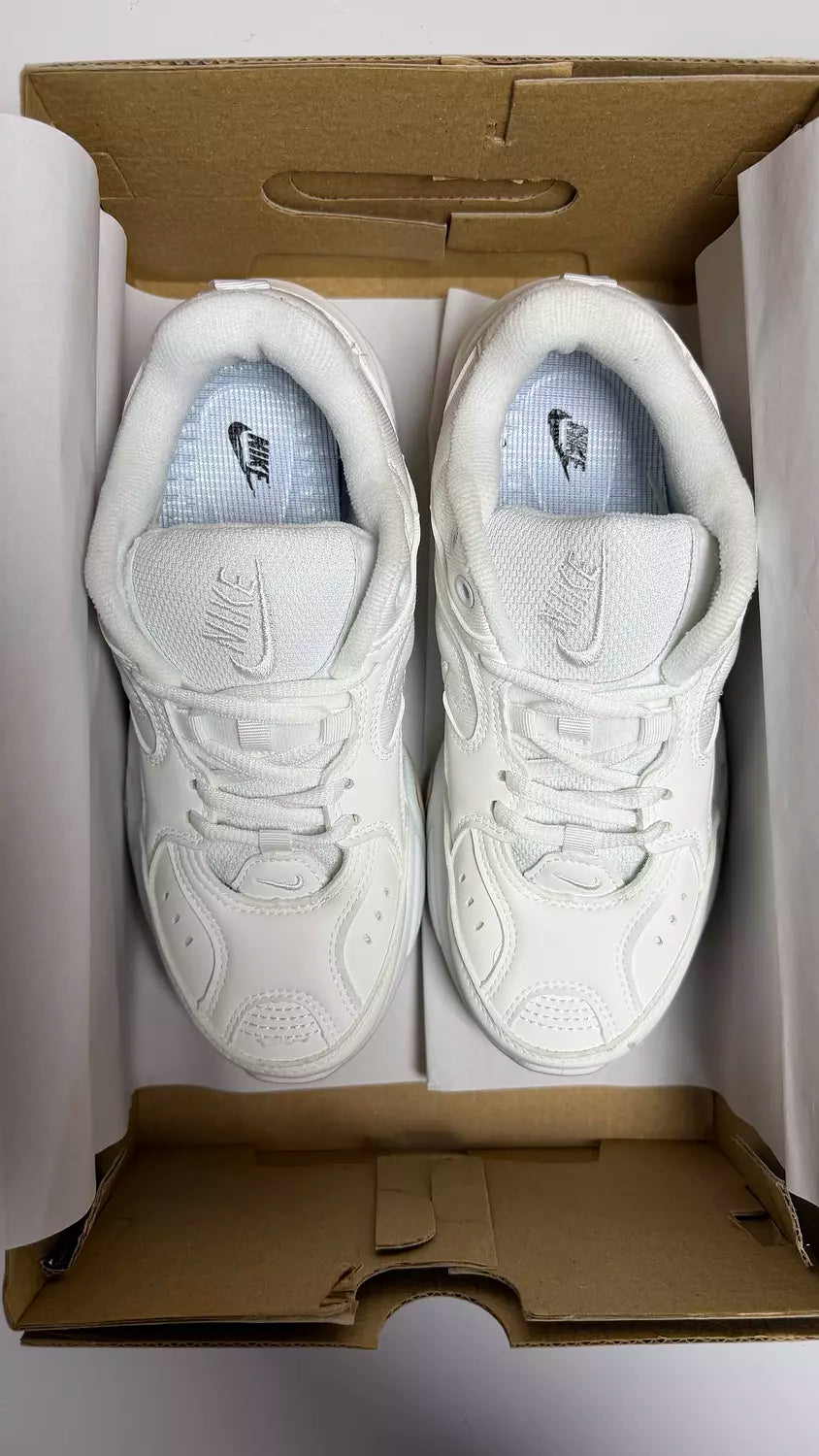 Nike M2k Techno in white