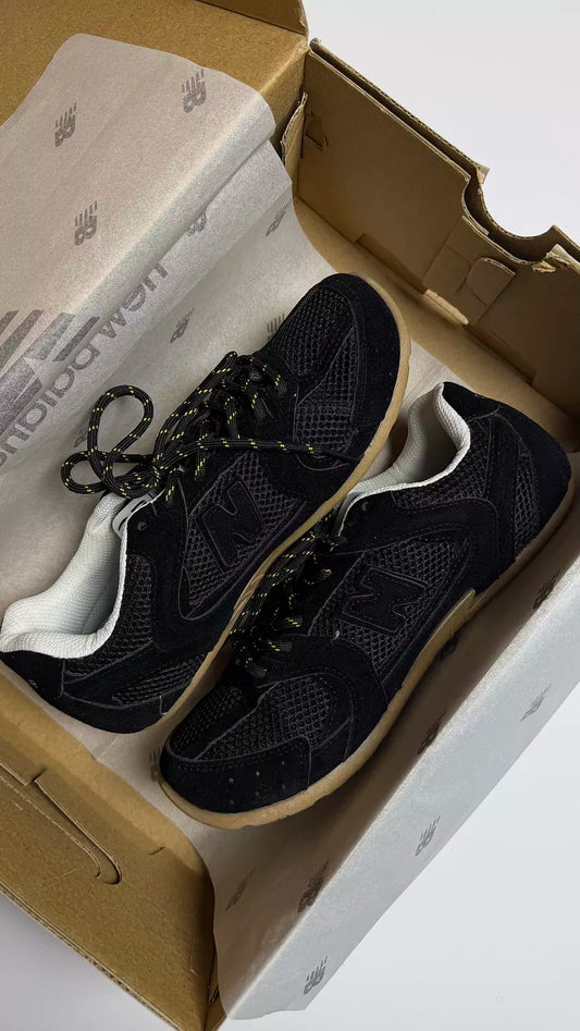 Newbalance miu miu in Black