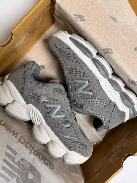 Newbalance 9060 in Grey