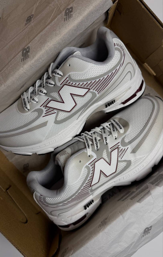 Newbalance 2000 in White