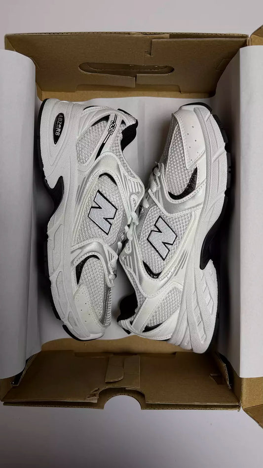 Newbalance 530 in Black