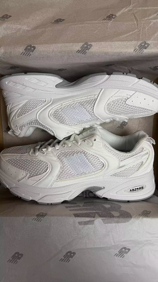 Newbalanace 530 in White