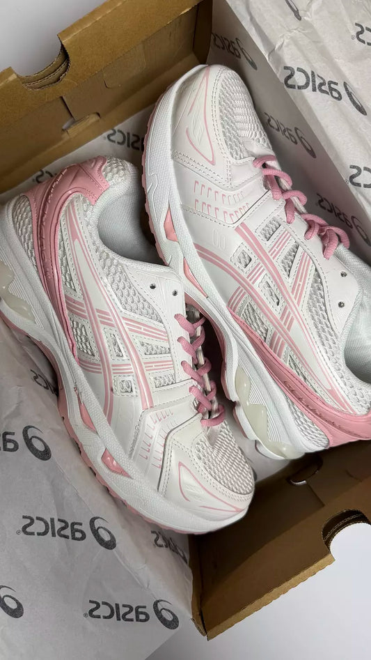 Asics Gel Kayano in Pink