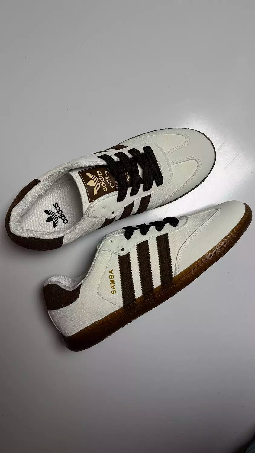 Adidas Samba in Whits&Brown