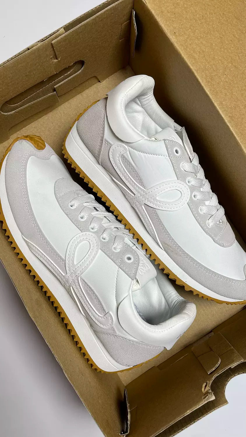 Loewe Sneaker in white